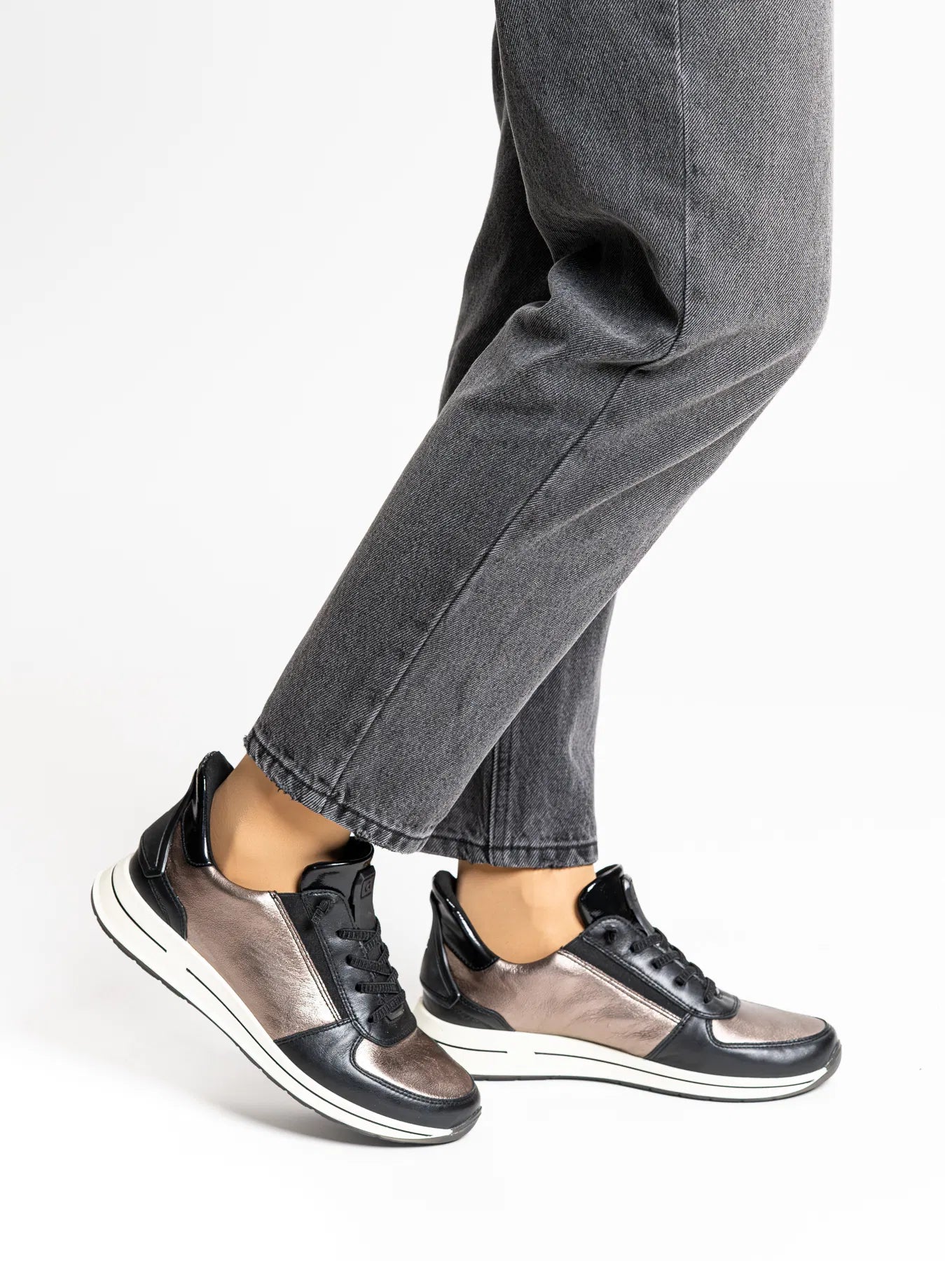 *NEW* Ovation Slip-on