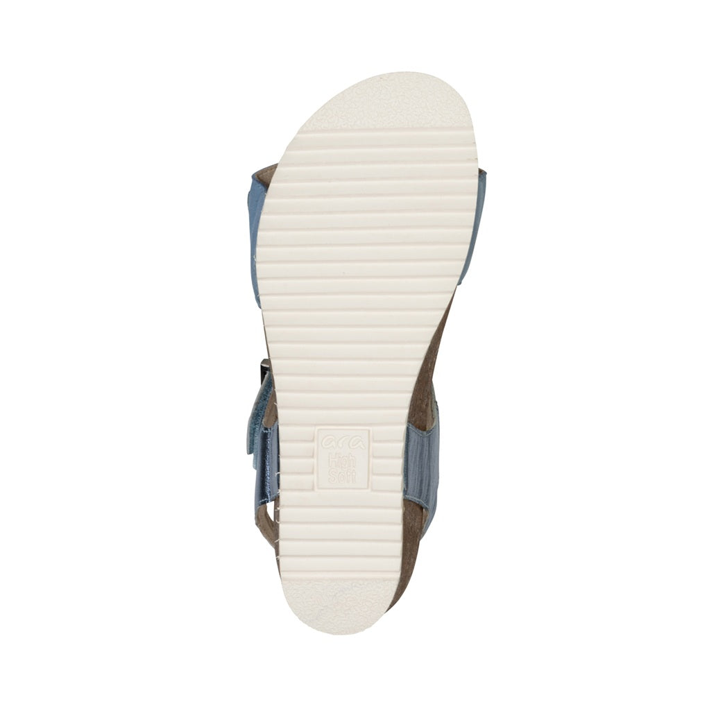 Nova Wedge Sandal