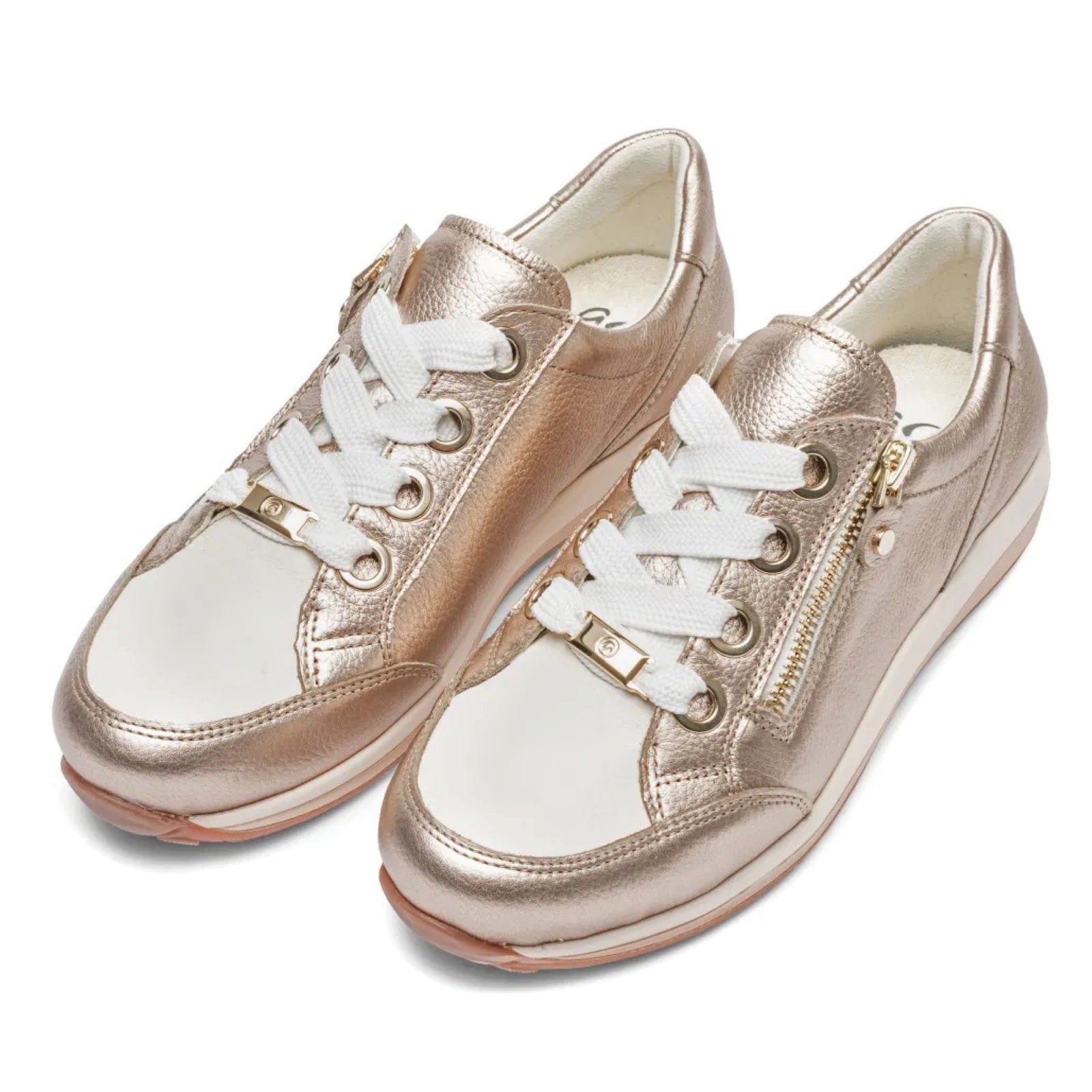 *NEW* Ollie (Osaka) Sneaker