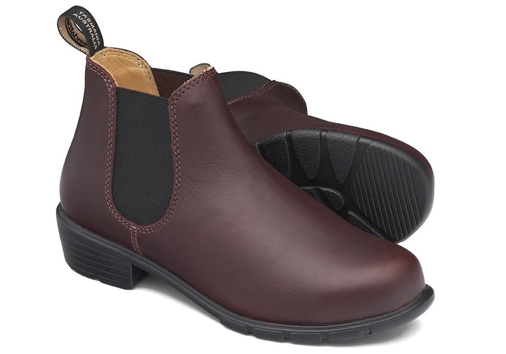 blundstone low heel boot 2176 shiraz pair bottom sole