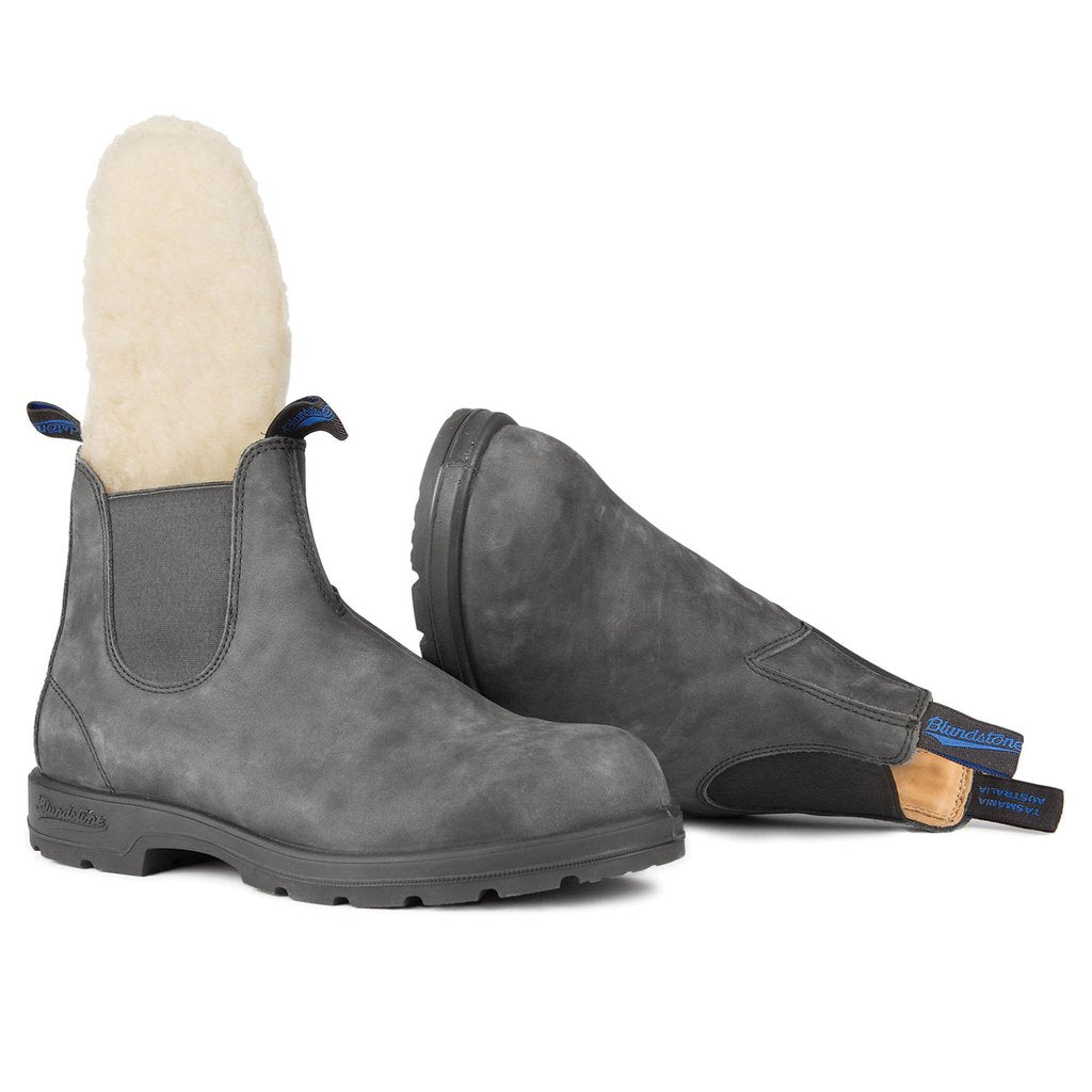 blundstone winter boot 1478 rustic black pair