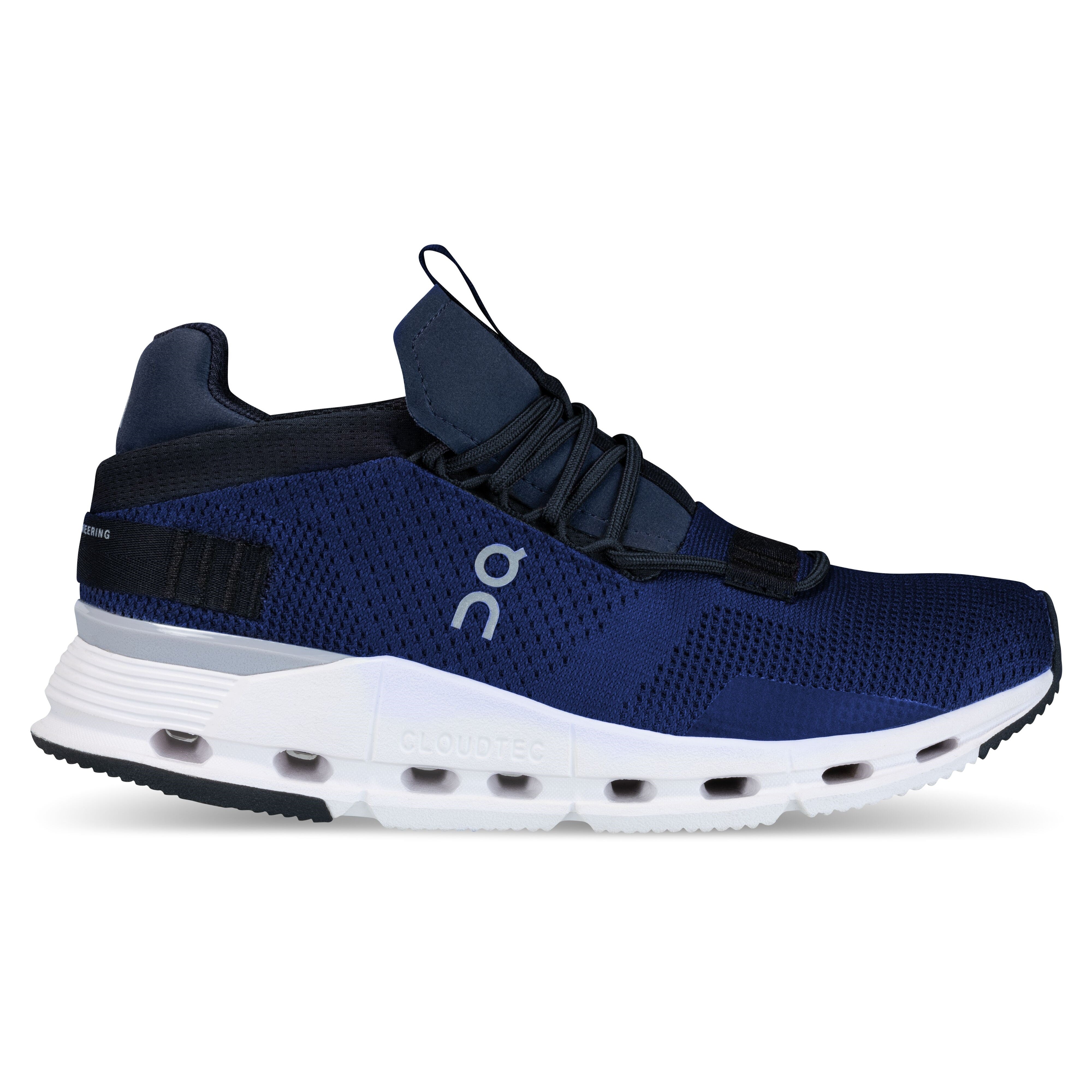 On Running Cloudnova sneaker women navy white side