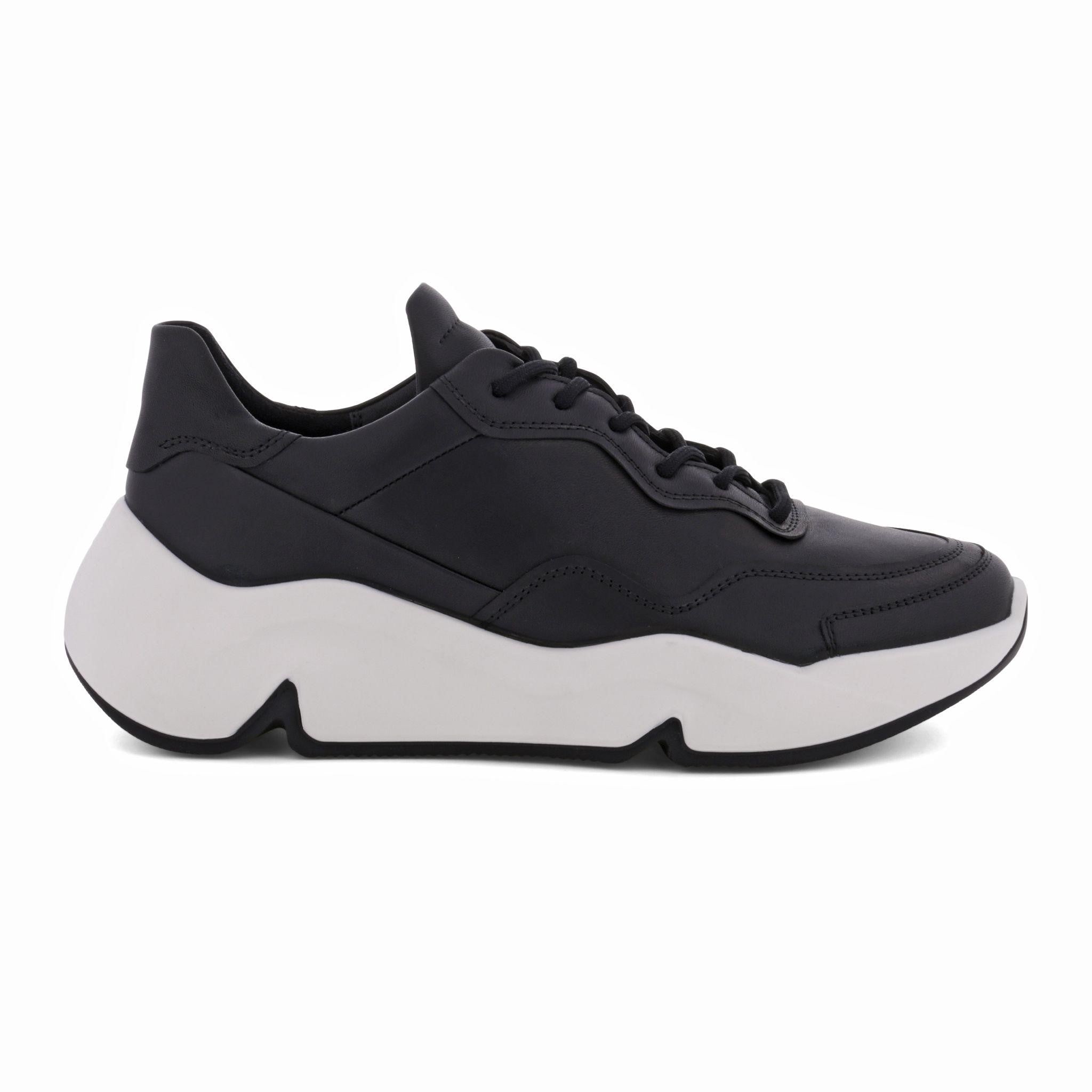 Chunky sneakers womens store nike