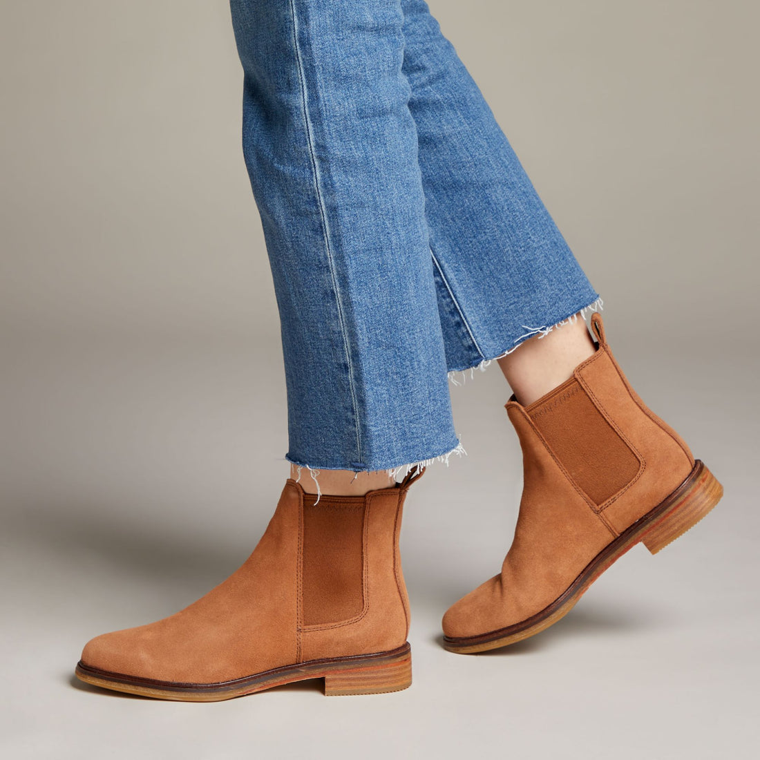 clarkdale arlo chelsea boot